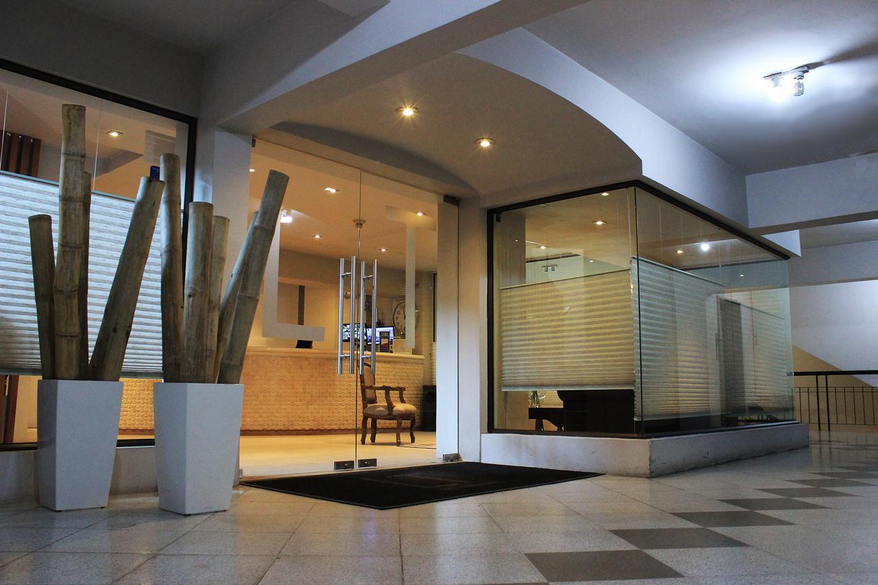 Hotel Las Terrazas Business チジャン エクステリア 写真